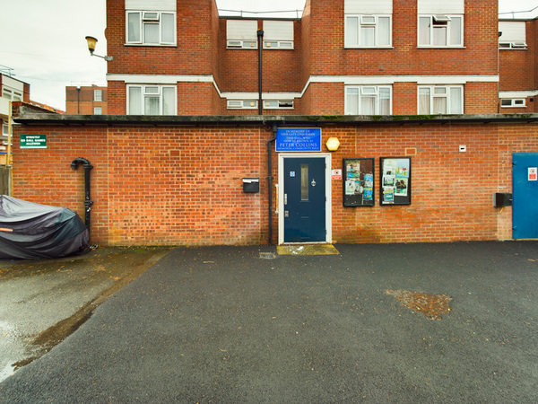2. Holmleigh Road Community Room