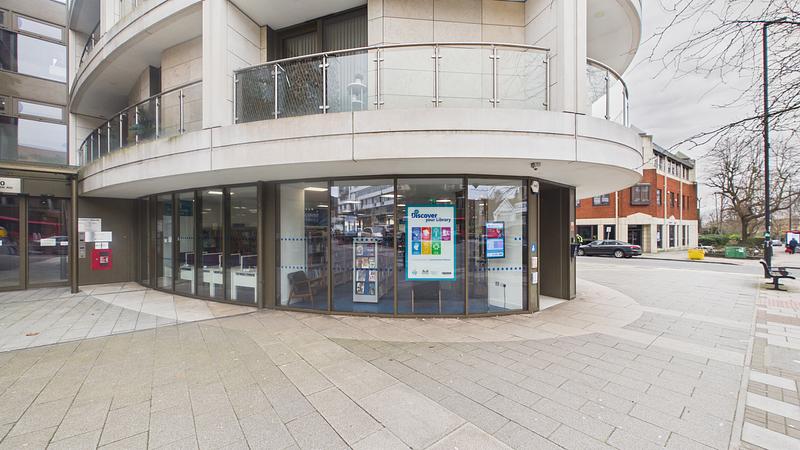 Primary image of Finchley Church End Library