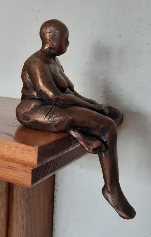 Life model 6 - Volupte (Leg tucked under)