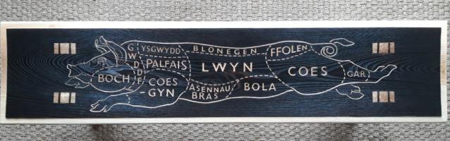 Mainc Fochyn (Welsh Pig Bench)
