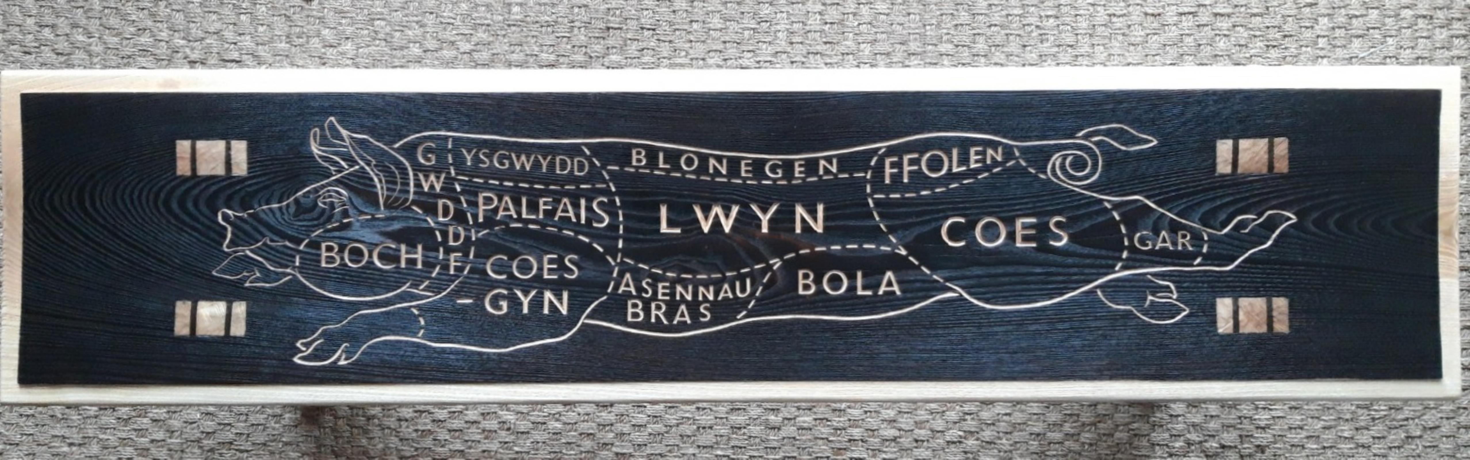 Mainc Fochyn (Welsh Pig Bench)