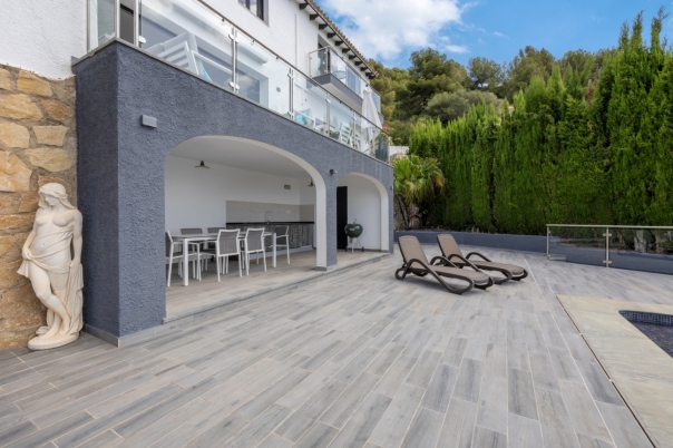 5 bed villa in Moraira