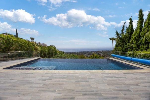 5 bed villa in Moraira