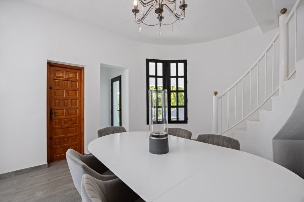 5 bed villa in Moraira