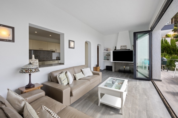 5 bed villa in Moraira