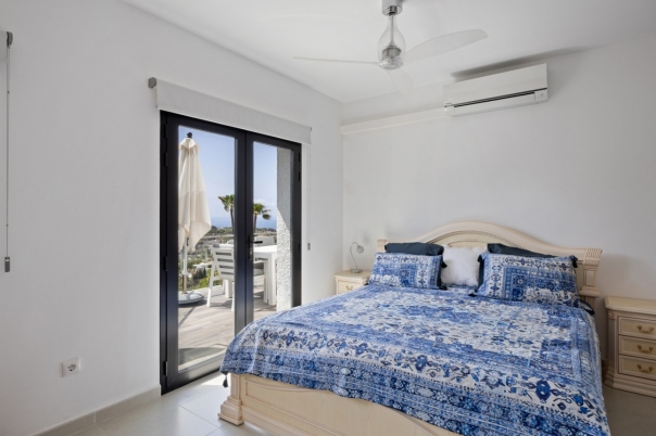 5 bed villa in Moraira