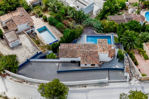5 bed villa in Moraira