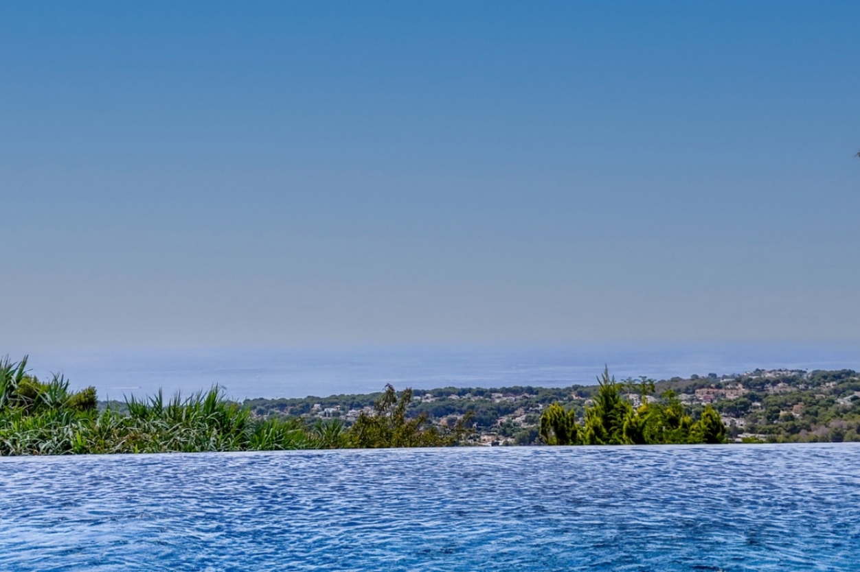 5 bed villa in Moraira