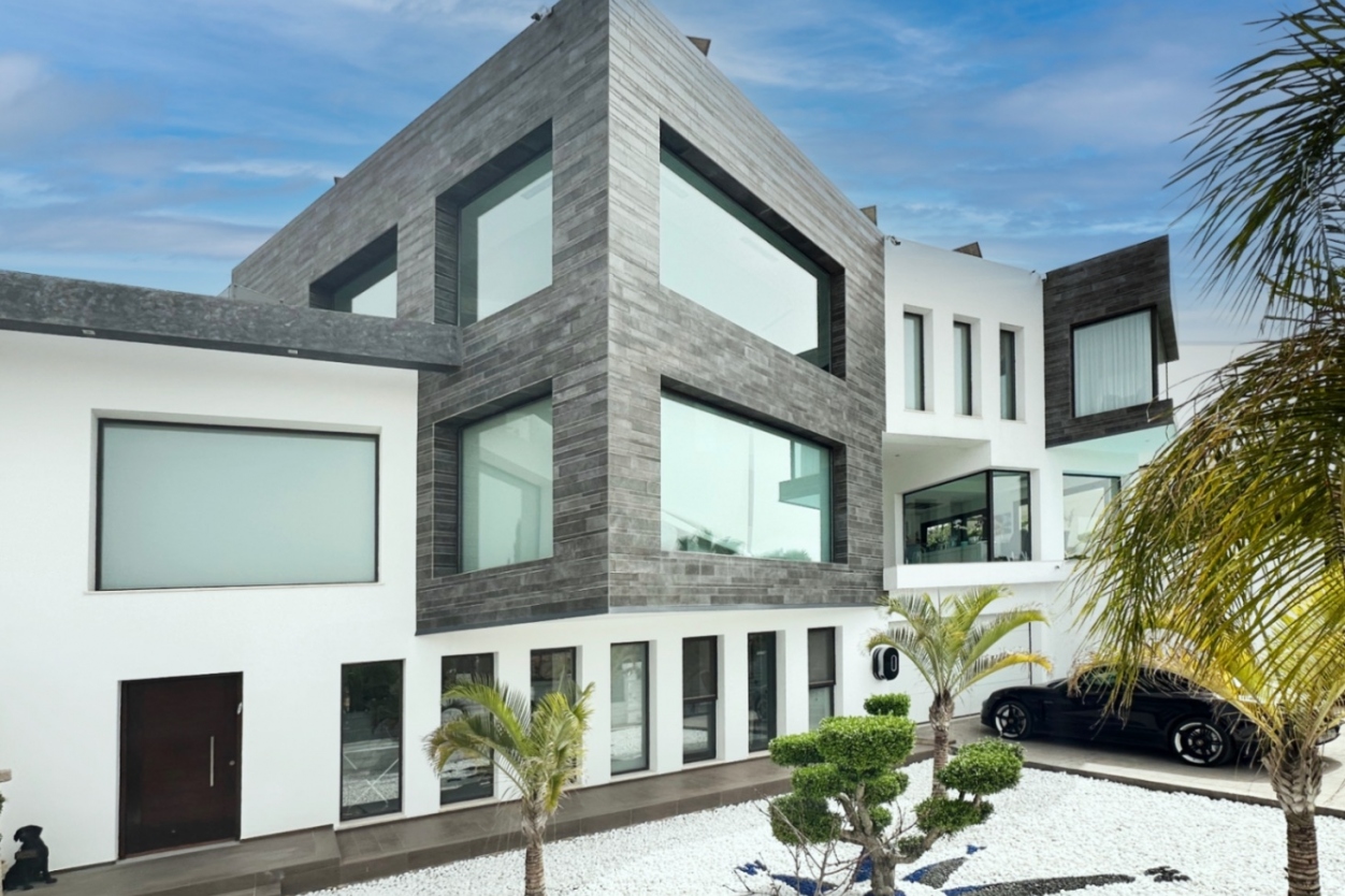 5 bed villa in Jávea