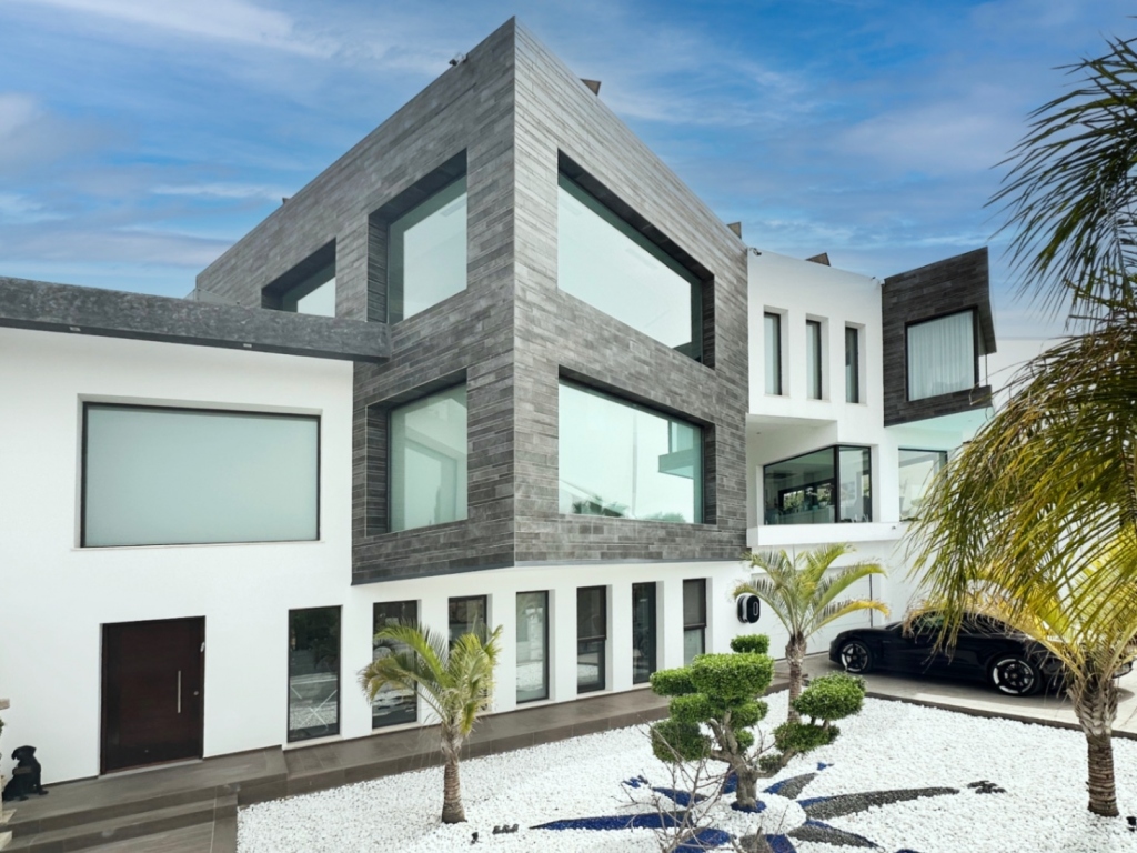 5 bed villa in Jávea