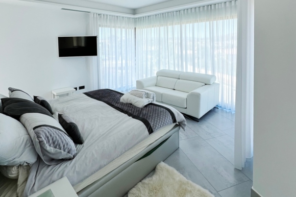 5 bed villa in Jávea
