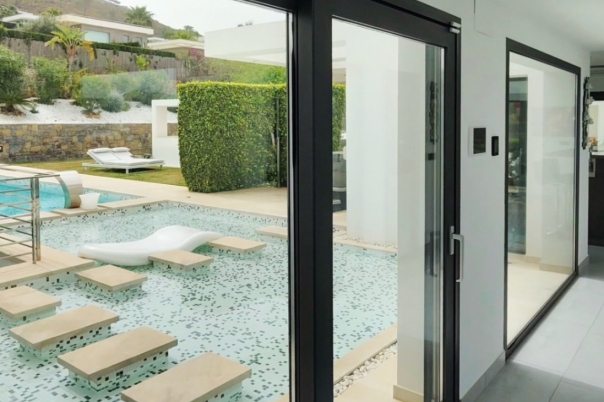 5 bed villa in Jávea