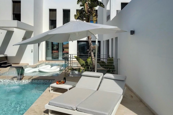 5 bed villa in Jávea