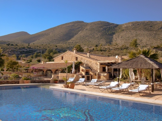 8 bed villa in Benissa