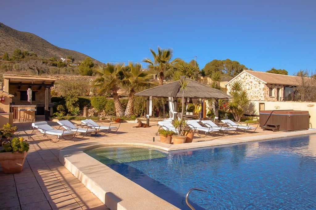 8 bed villa in Benissa