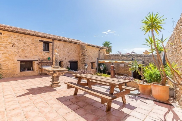 8 bed villa in Benissa