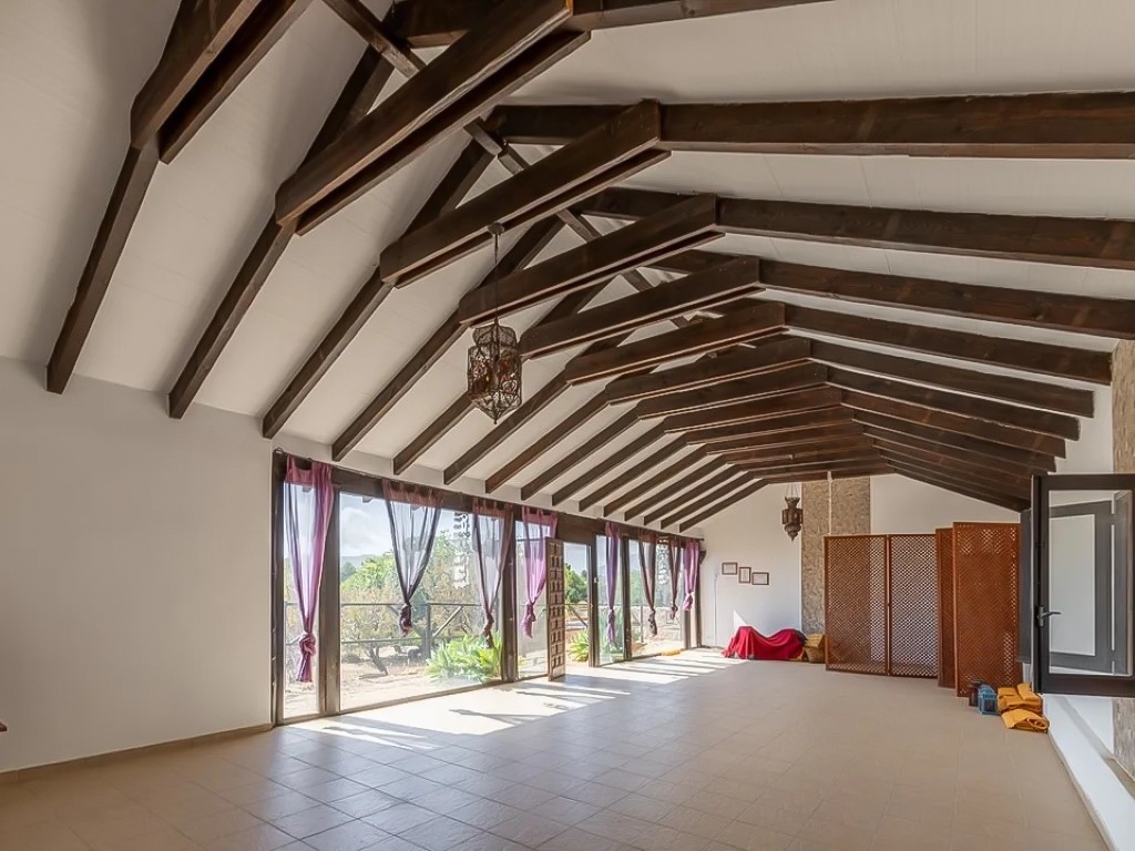 8 bed villa in Benissa