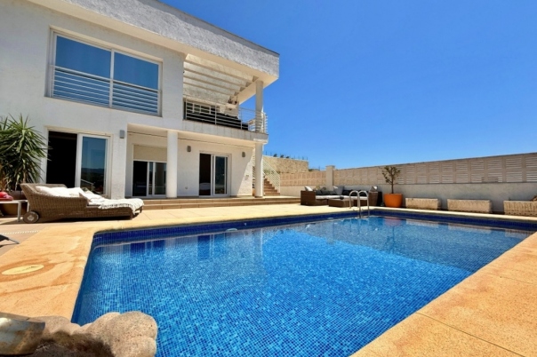 3 bed villa in Calpe