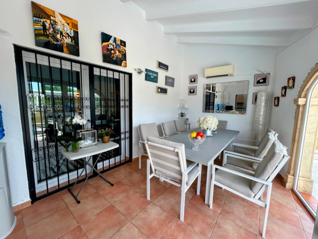 3 bed villa in Denia