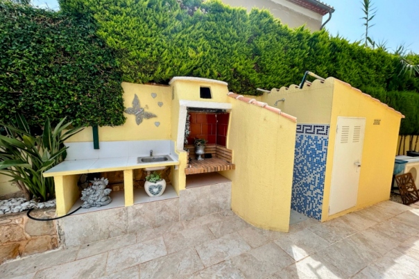 3 bed villa in Denia