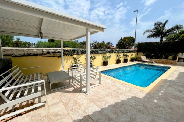 3 bed villa in Denia