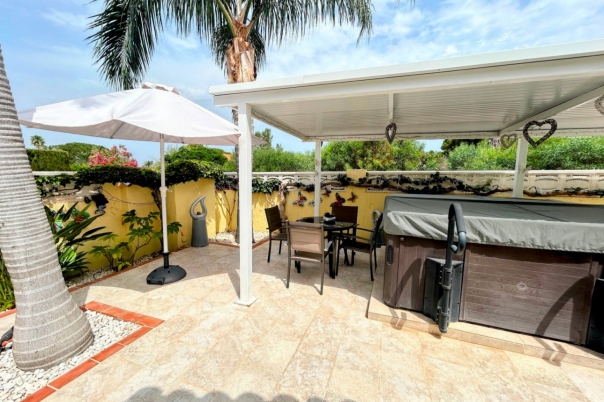3 bed villa in Denia