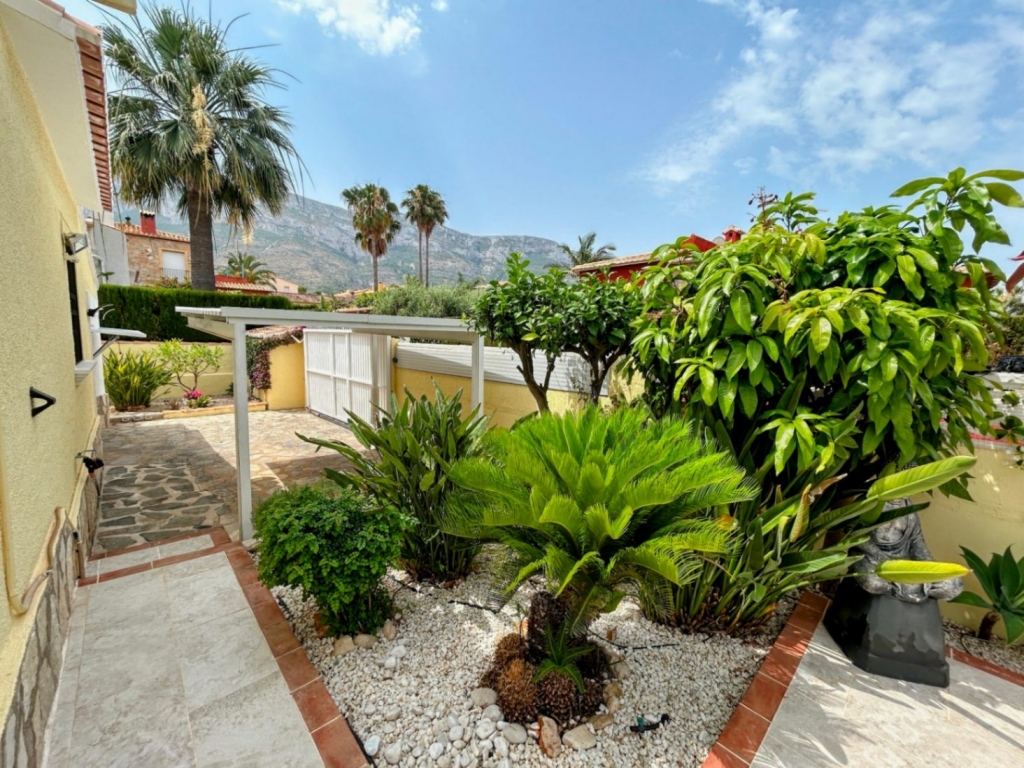 3 bed villa in Denia