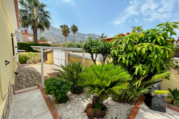 3 bed villa in Denia