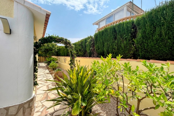 3 bed villa in Denia