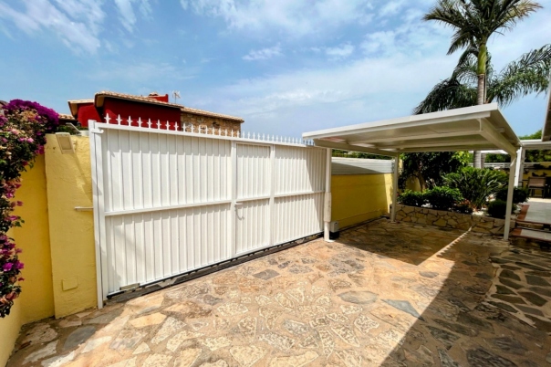3 bed villa in Denia