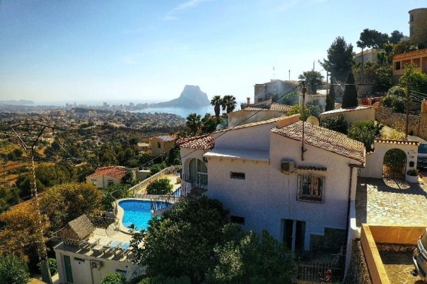 5 bed casa / chalet in Calpe / Calp