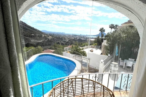 5 bed casa / chalet in Calpe / Calp
