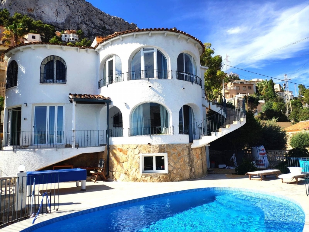 5 bed casa / chalet in Calpe / Calp