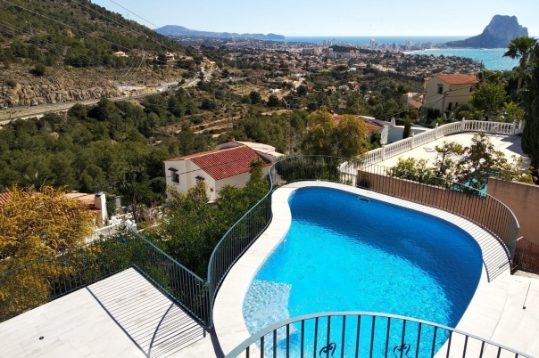 5 bed casa / chalet in Calpe / Calp