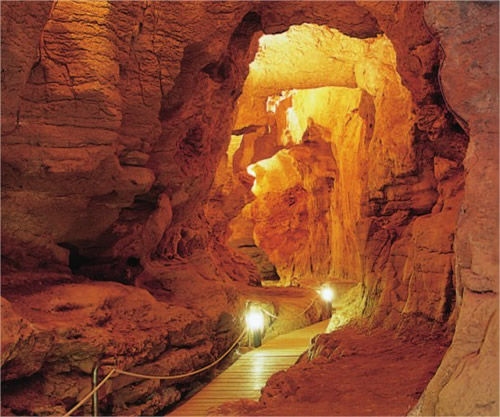 Cueva de las Calaveras - The Cave of Skulls in Benidoleig