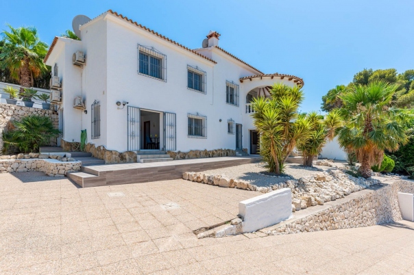 4 bed villa in Moraira