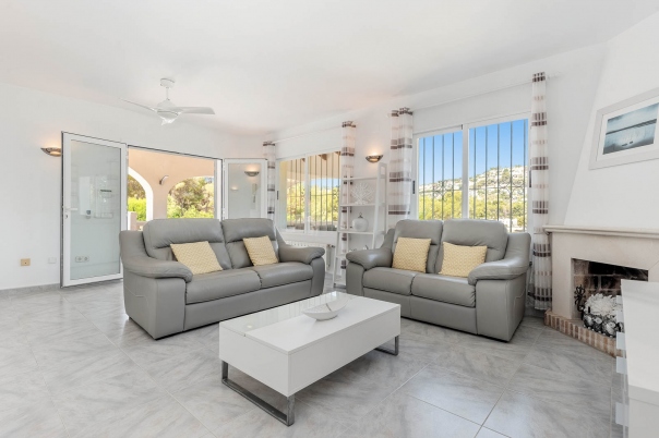 4 bed villa in Moraira