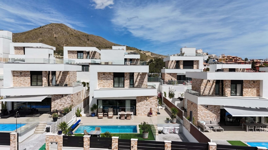 3 bed villa in Finestrat