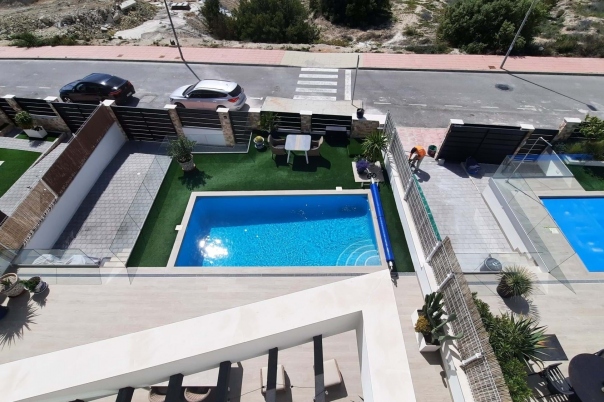 3 bed villa in Finestrat