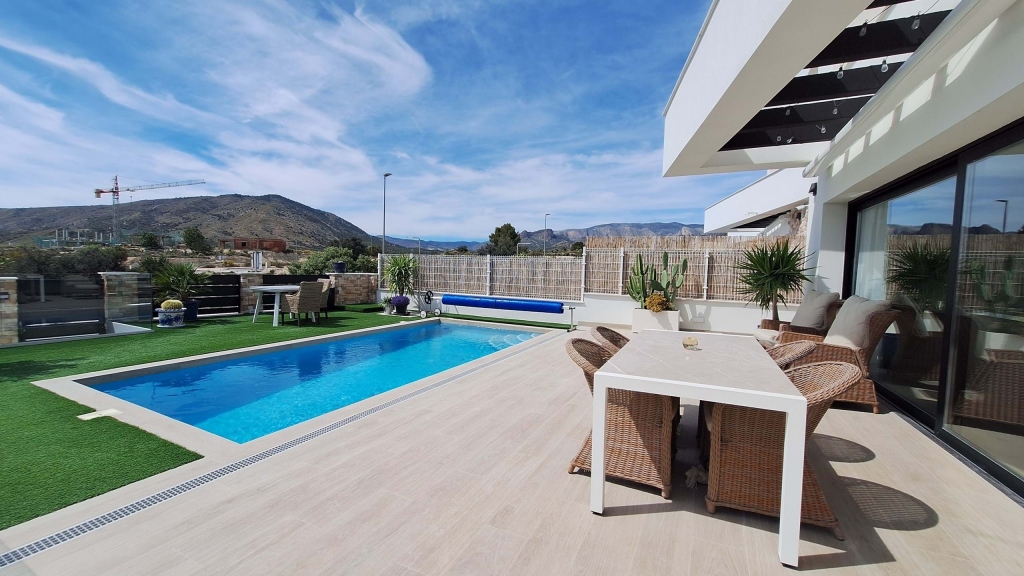 3 bed villa in Finestrat