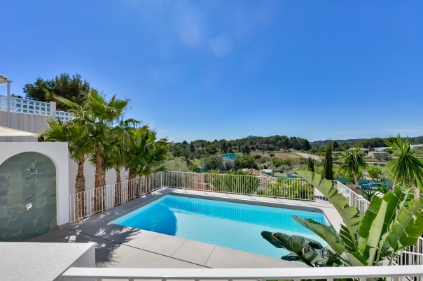 5 bed villa in Altea