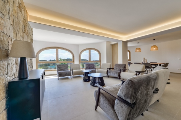 5 bed villa in Altea