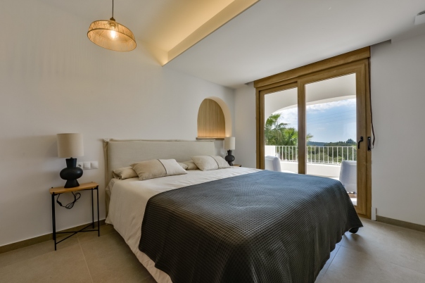 5 bed villa in Altea