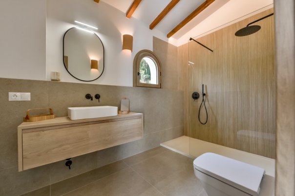 5 bed villa in Altea