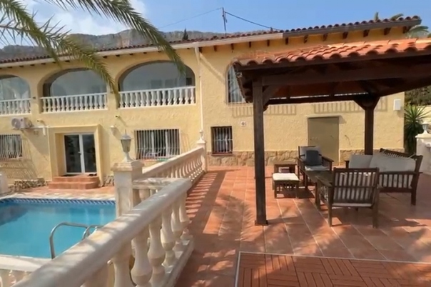 4 bed casa / chalet in Calpe / Calp
