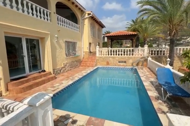4 bed casa / chalet in Calpe / Calp