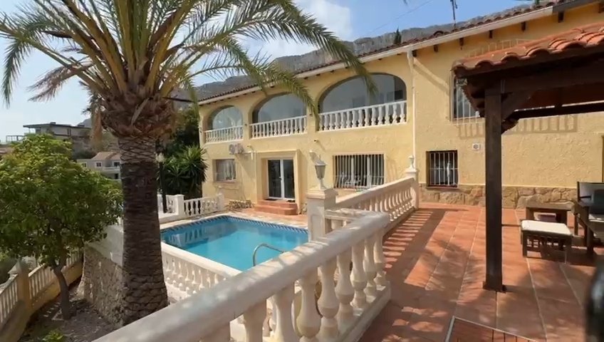 4 bed casa / chalet in Calpe / Calp