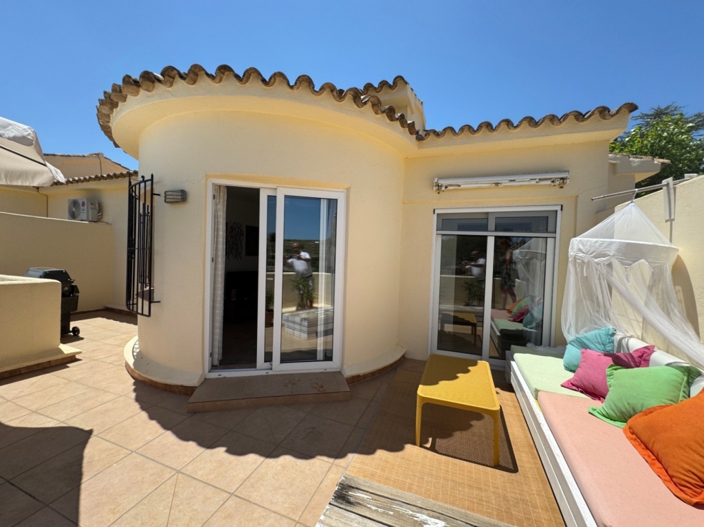2 bed apartment in Teulada