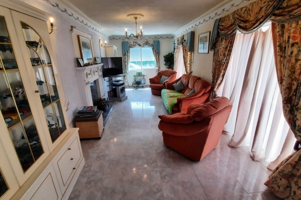5 bed villa in Alfàs del Pi (l')