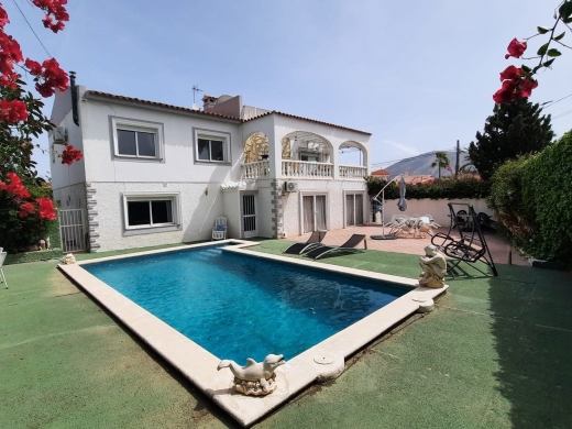 5 bed villa in Alfàs del Pi (l')